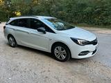 Opel Astra ST 1.2  Turbo 145PS Edition Inspektion NEU