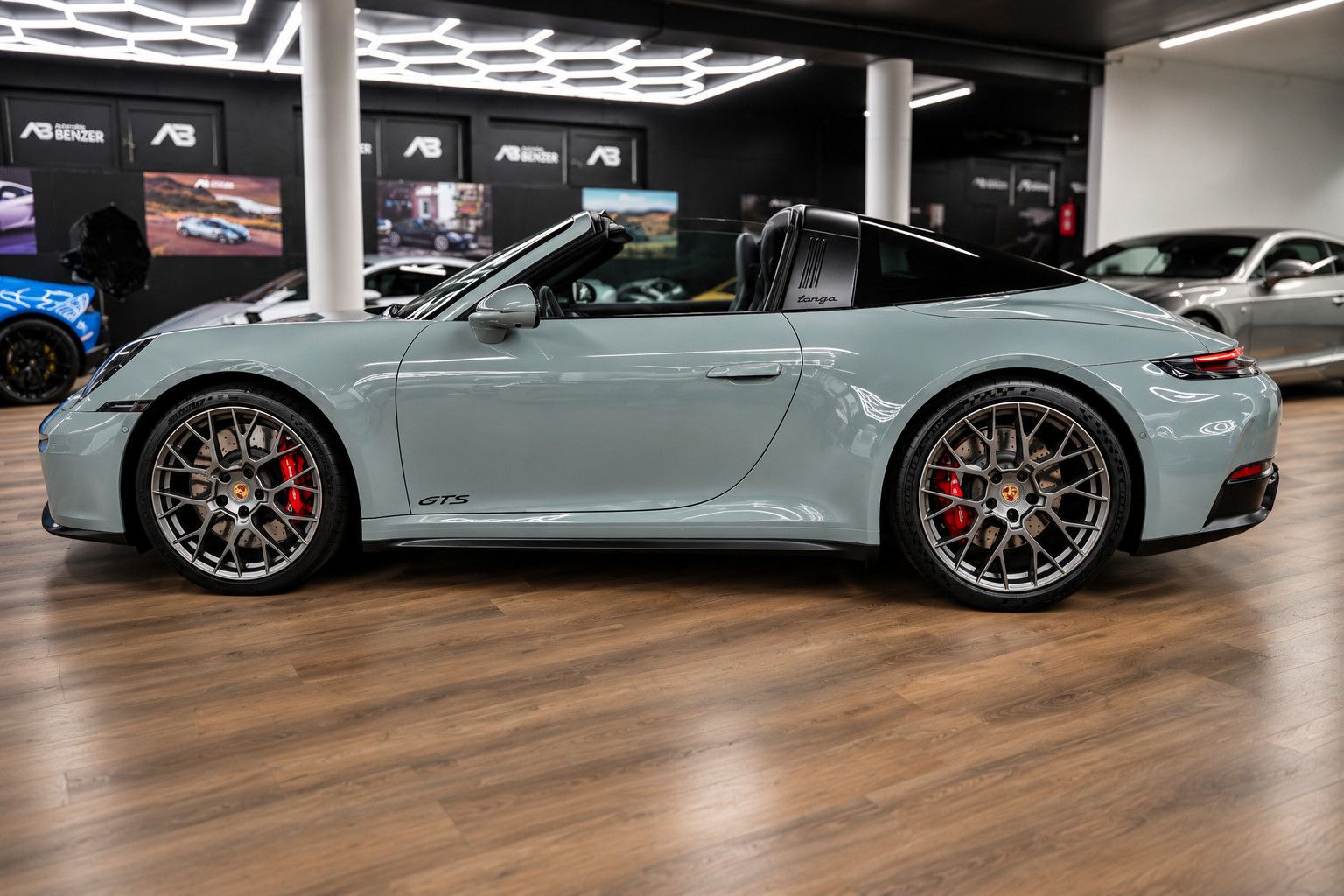 Fahrzeugabbildung Porsche 992Targa 4 GTS *Chrono*Carbon*MATRIX-HD*BOSE