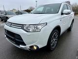 Mitsubishi Outlander PHEV Top 4WD - gebrauchte Mitsubishi Outlander aus dem Jahr 2015