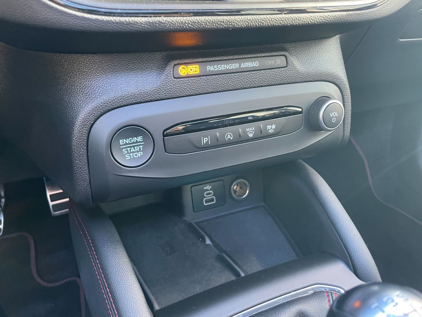 Fahrzeugabbildung Ford Focus ST-Line X LED totWinkAss Schiebedach Kamer