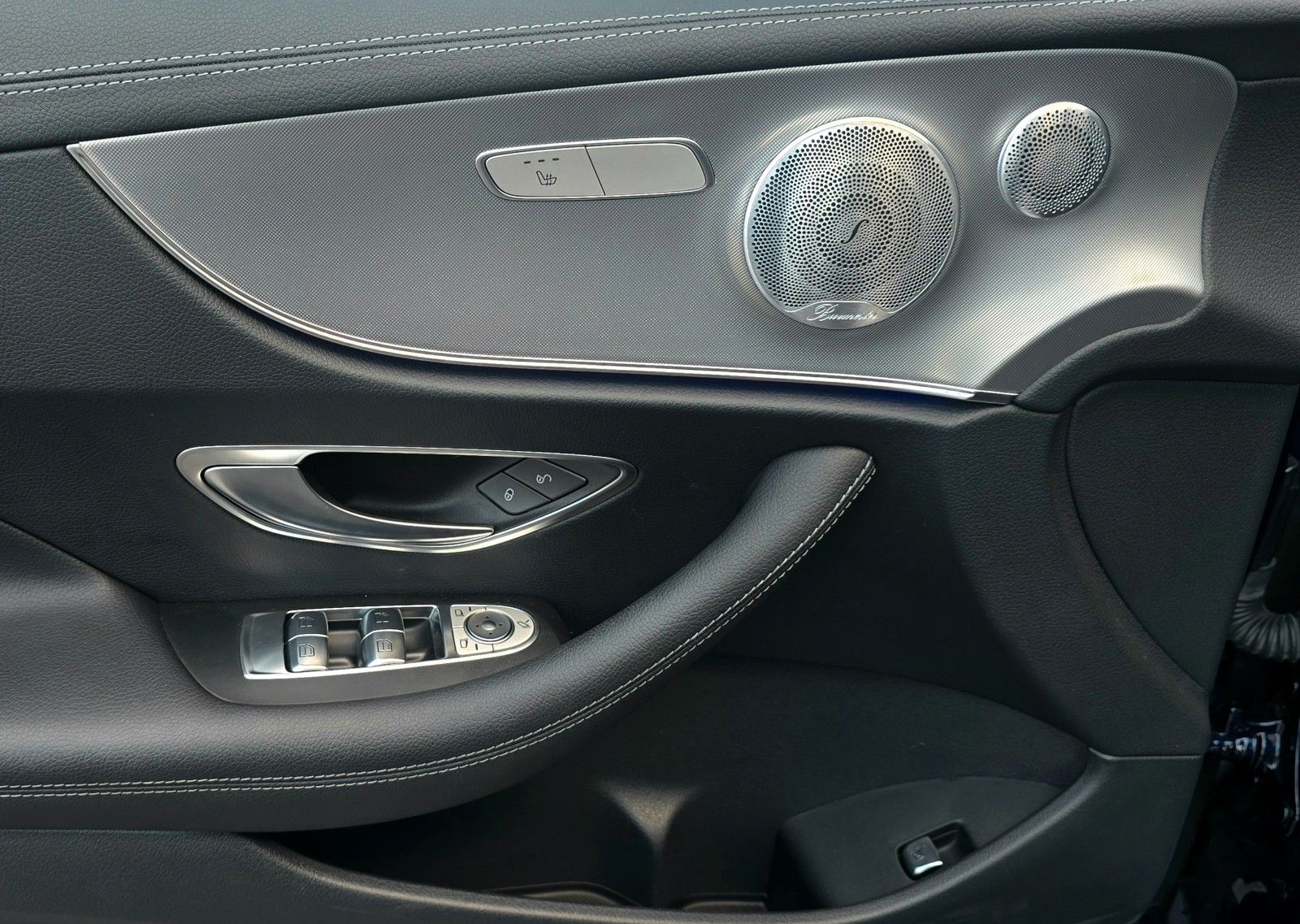 Mercedes-Benz E 300d Coupe AMG PANO HUD BURMESTER 360KAM DAB foto 19