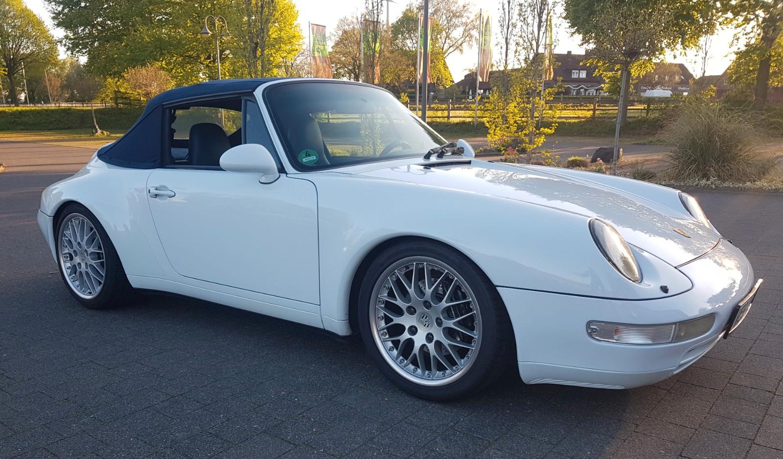 Porsche 993 Carrera Cabriolet 