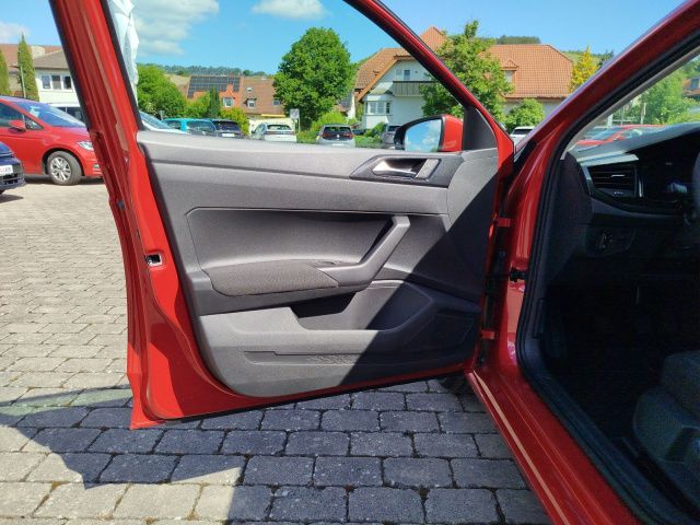 Fahrzeugabbildung Volkswagen Polo Life 1.0 BT070 TSIM5F