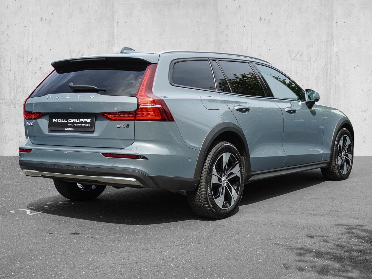 Volvo V60 Cross Country B4 D AWD Plus Bright PANO AHK foto 4