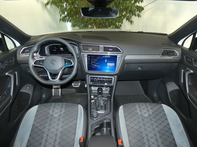 Tiguan Allspace 2.0 TSI R-Line 4Motion AHK PANO
