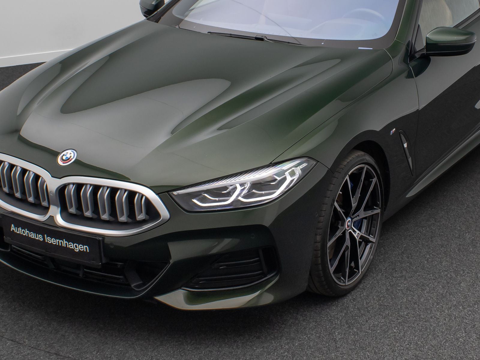 Fahrzeugabbildung BMW 840d xD M Sport Kamera HUD SoftCL DisplKey 20"