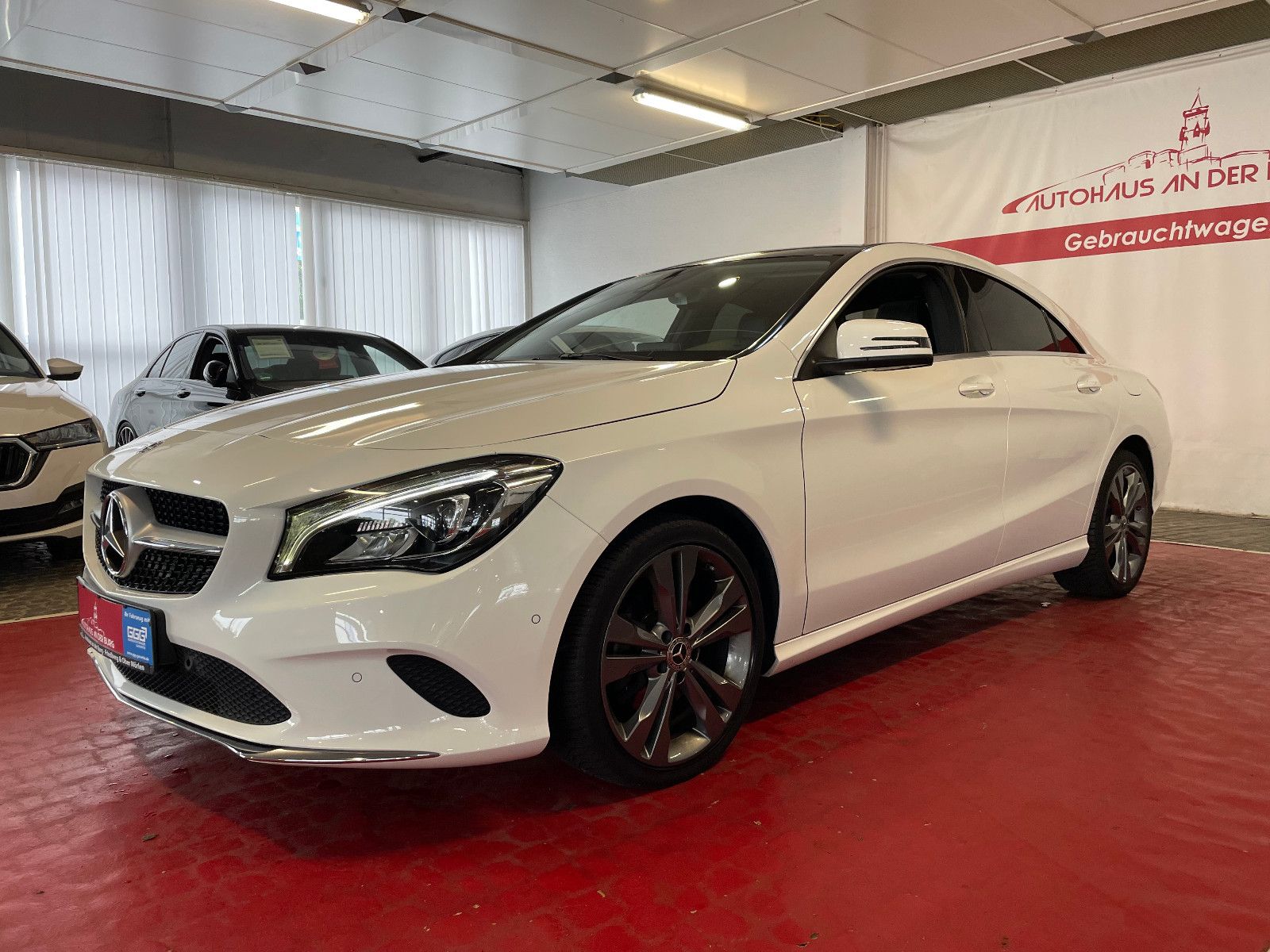 MERCEDES-BENZ CLA-Klasse CLA 200 CDI / d *