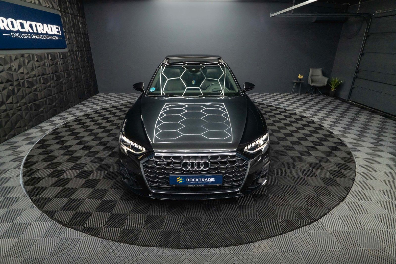 Fahrzeugabbildung Audi A8 60 TFSIe quattro S-Line *Dynamik*Pano*Massage