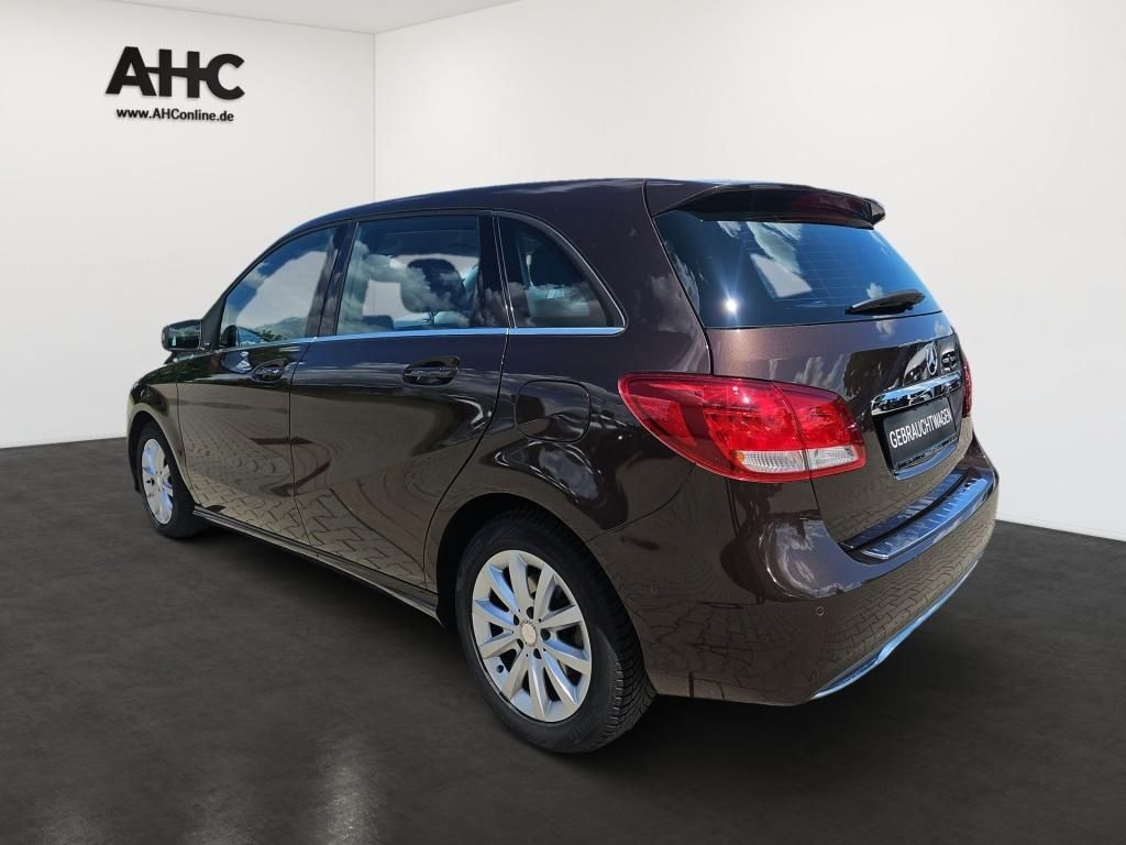 Fahrzeugabbildung Mercedes-Benz B 180 Style Navi SHZ Parkpilot