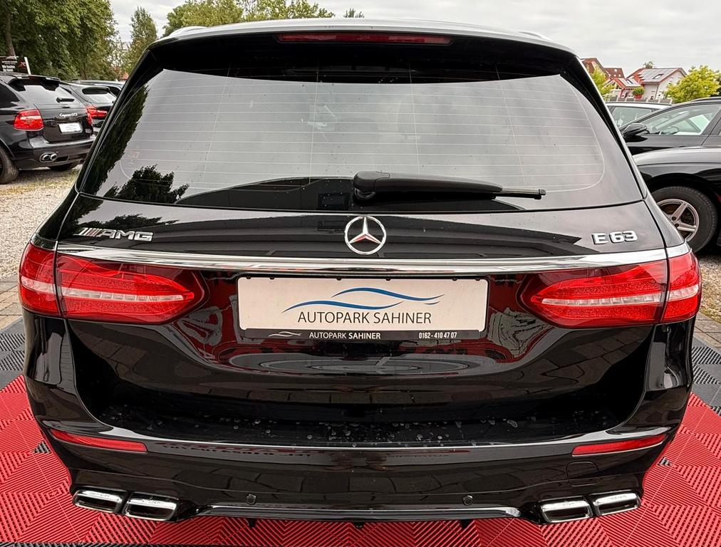 Mercedes-Benz E 63 AMG