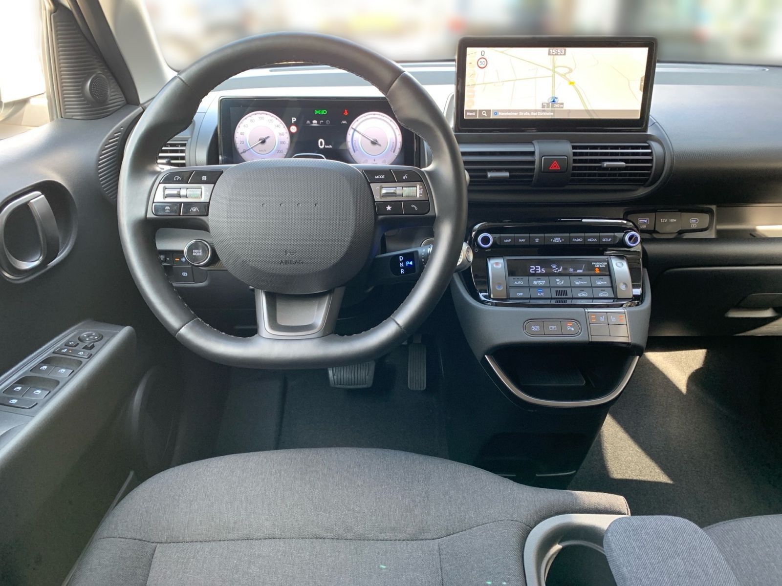 Fahrzeugabbildung Hyundai INSTER Trend Elektro 42 kWh Effizienz-Paket