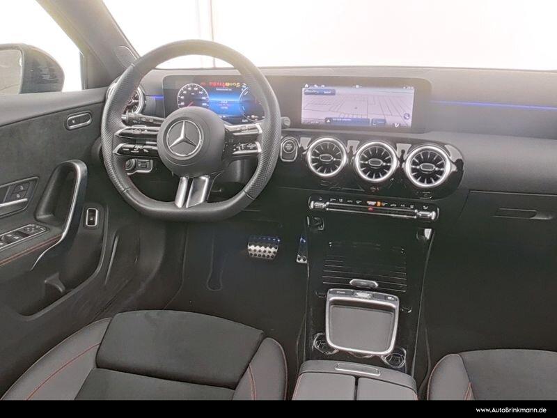 Mercedes-Benz A 250 e AMG-LINE/NIGHT/360°/TOTW/LED/SPURHSHZ