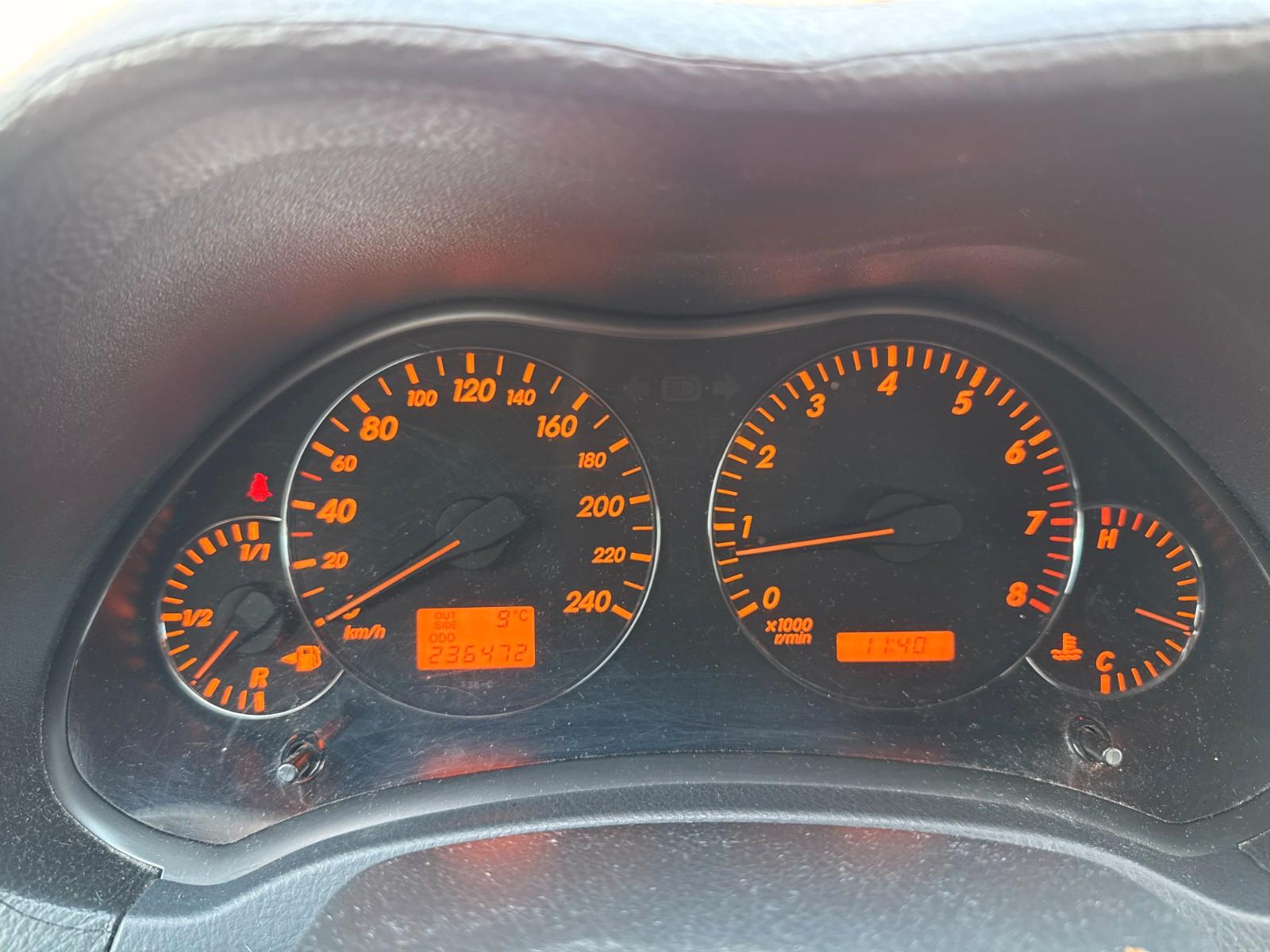 Toyota Avensis 2006 — photo 12