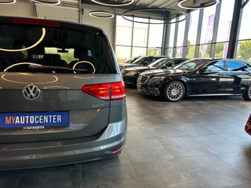 MYAUTOCENTER – Gebraucht- und Jahreswagen mit Werkstattservice in Pfaffenhofen Volkswagen Touran Comfortline BMTStart-Stopp *7 Sitzer*ACC