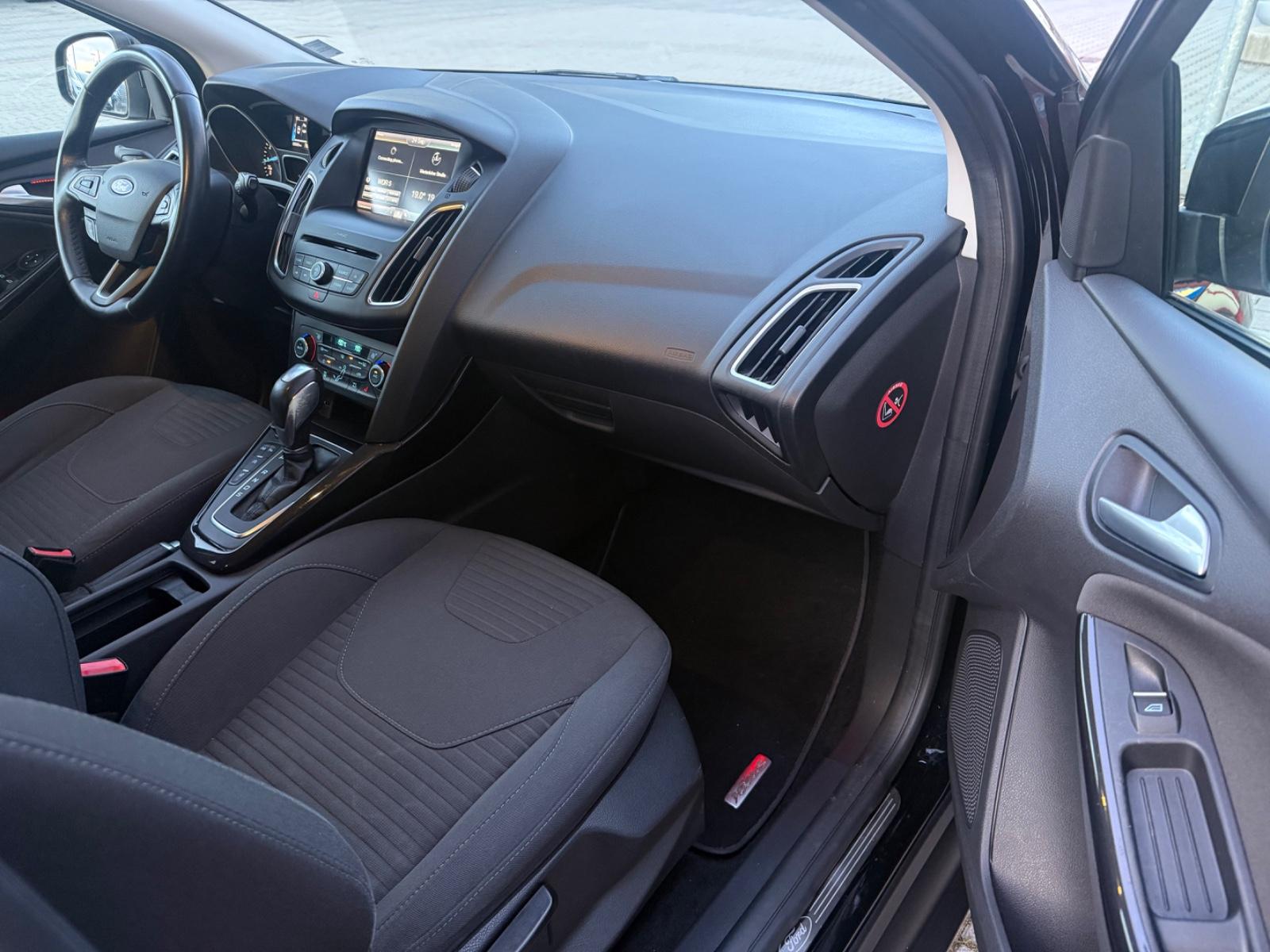 Ford Focus Turnier Titanium#Auitomatik Zahnr+Insp+Tüv
