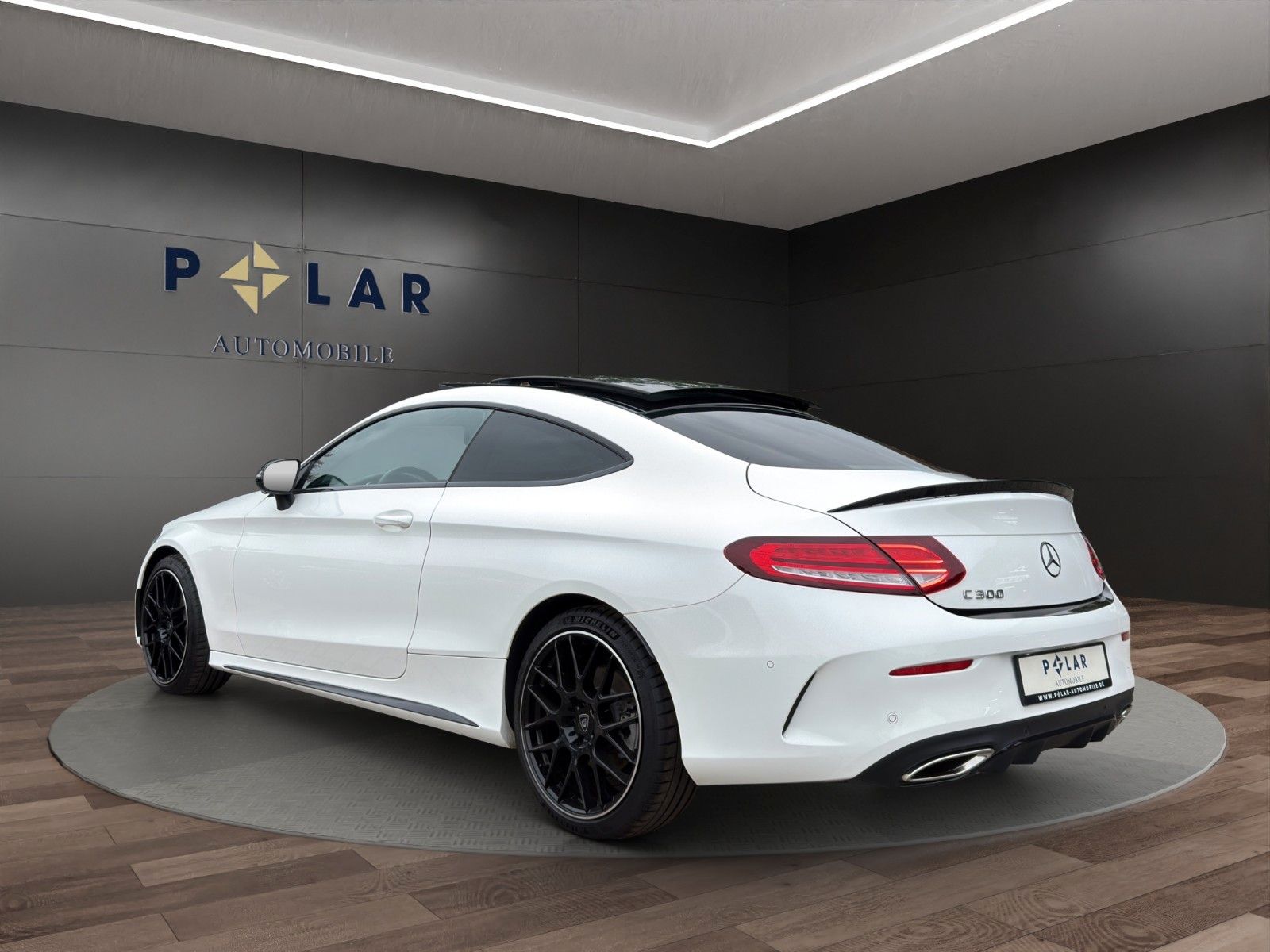 Fahrzeugabbildung Mercedes-Benz C 300 Coupe*AMG-Line*Pano*Head-Up*Dig.Tacho*360°