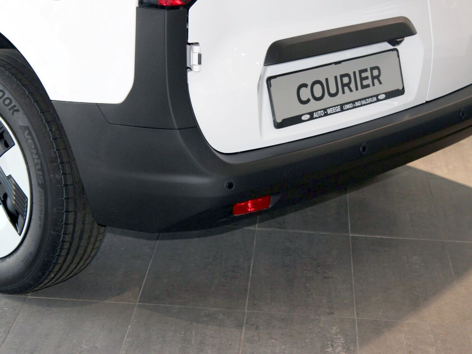 Fahrzeugabbildung Ford Transit Courier BEV Trend