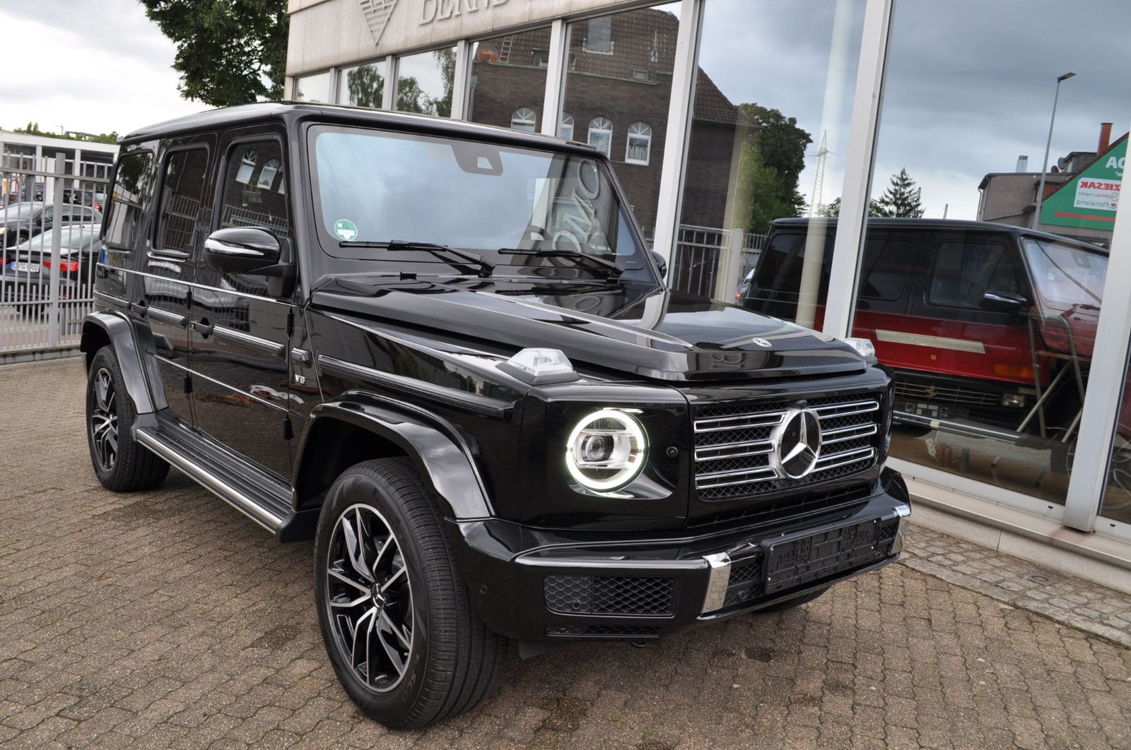 Fahrzeugabbildung Mercedes-Benz G 500 Final Edition V8 Black