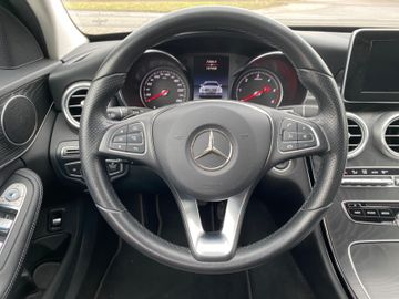 Fahrzeugabbildung Mercedes-Benz C 200d Avantgarde 9G-Tronic*LED*Navi*Sitzheizung