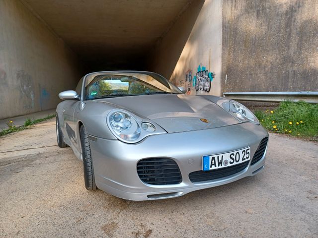 Porsche 911 Carrera 4 S Cabriolet