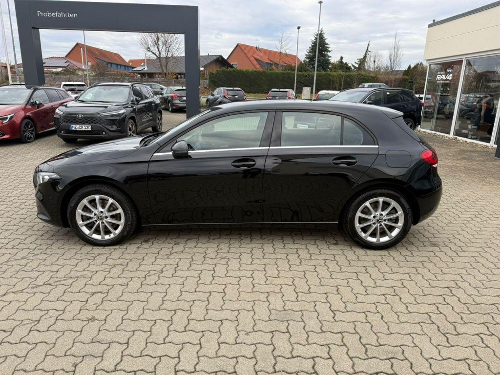 Mercedes-Benz A 250 e 8G-DCT Style