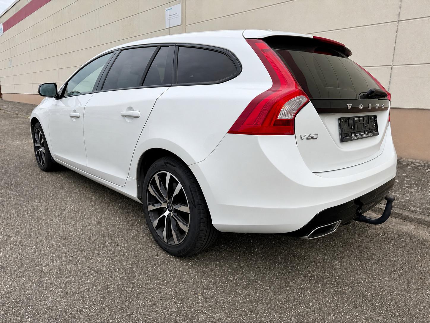 Volvo V60 D2 Automatik - LEDER + SHZ