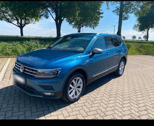 Volkswagen VW Tiguan Allspce 2,0, mit Schiebedach, 5e...