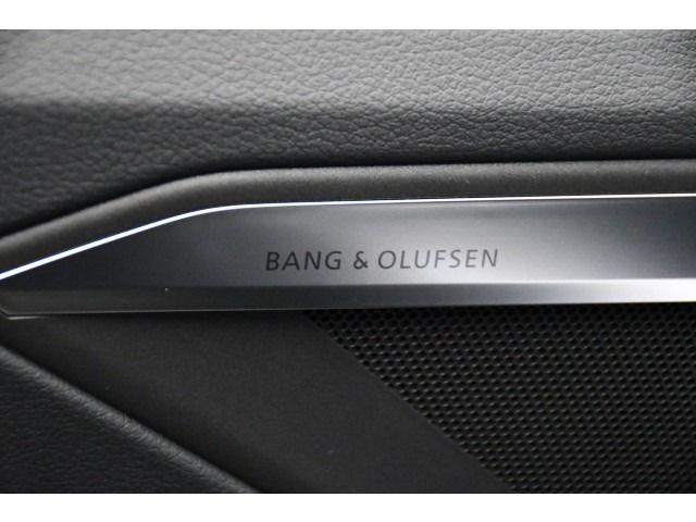 Audi Q8 Sportback 55 e-tron quattro S line foto 10