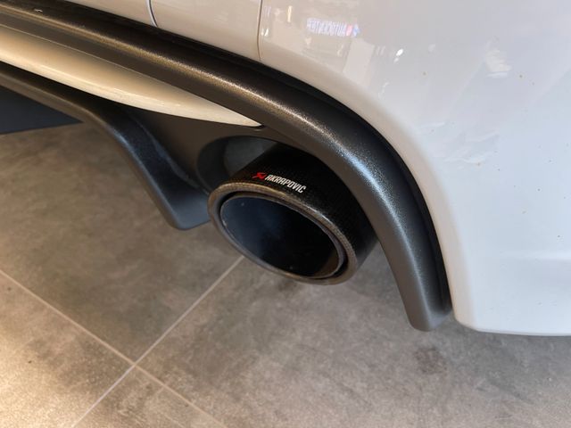 Abarth 500 595 esseesse *1.HAND*NAVI*AKROPOVIC*SPORT*