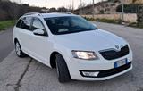 Skoda Octavia 1.6 TDI CR 105 CV DSG Wagon Elegan - Skoda Octavia: E10