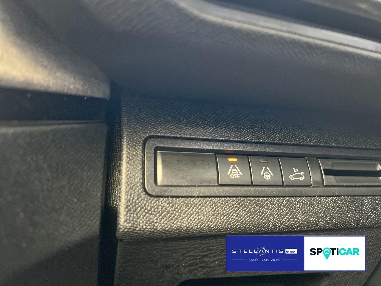 Peugeot 3008 1.2 PureTech 130 GT *Aut.*Shz*Kamera*