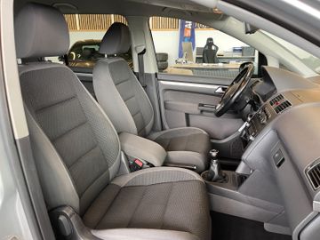 Volkswagen Touran Comfortline *7.SITZER*TEMPOMAT*KLIMA*AHK*