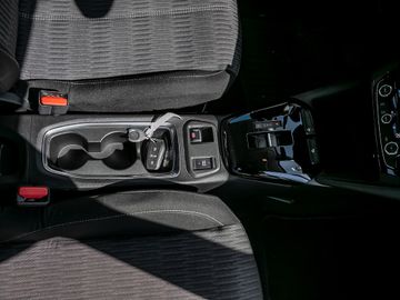 Opel Corsa F e Edition Fernlicht-Assistent PDC