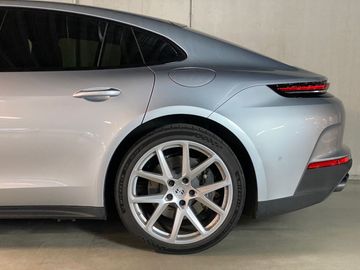 Porsche Panamera - 10