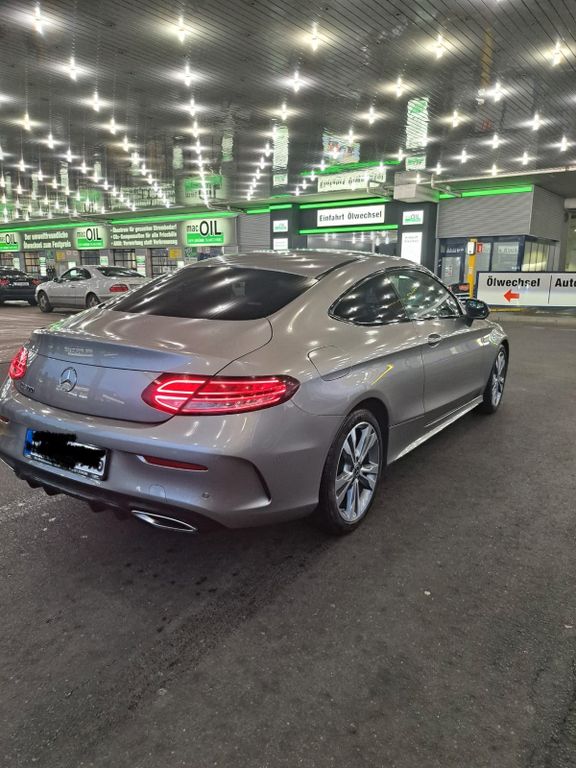 Image of Mercedes-Benz C 300