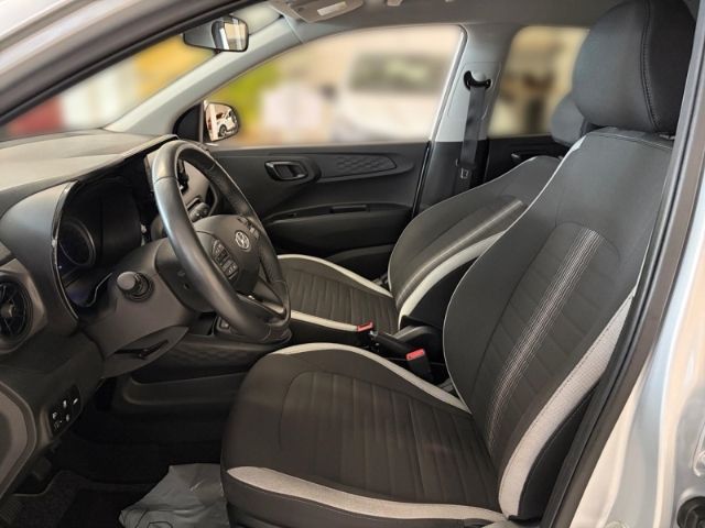 Fahrzeugabbildung Hyundai i10 Edition 30 Apple CarPlay Android Auto DAB SH