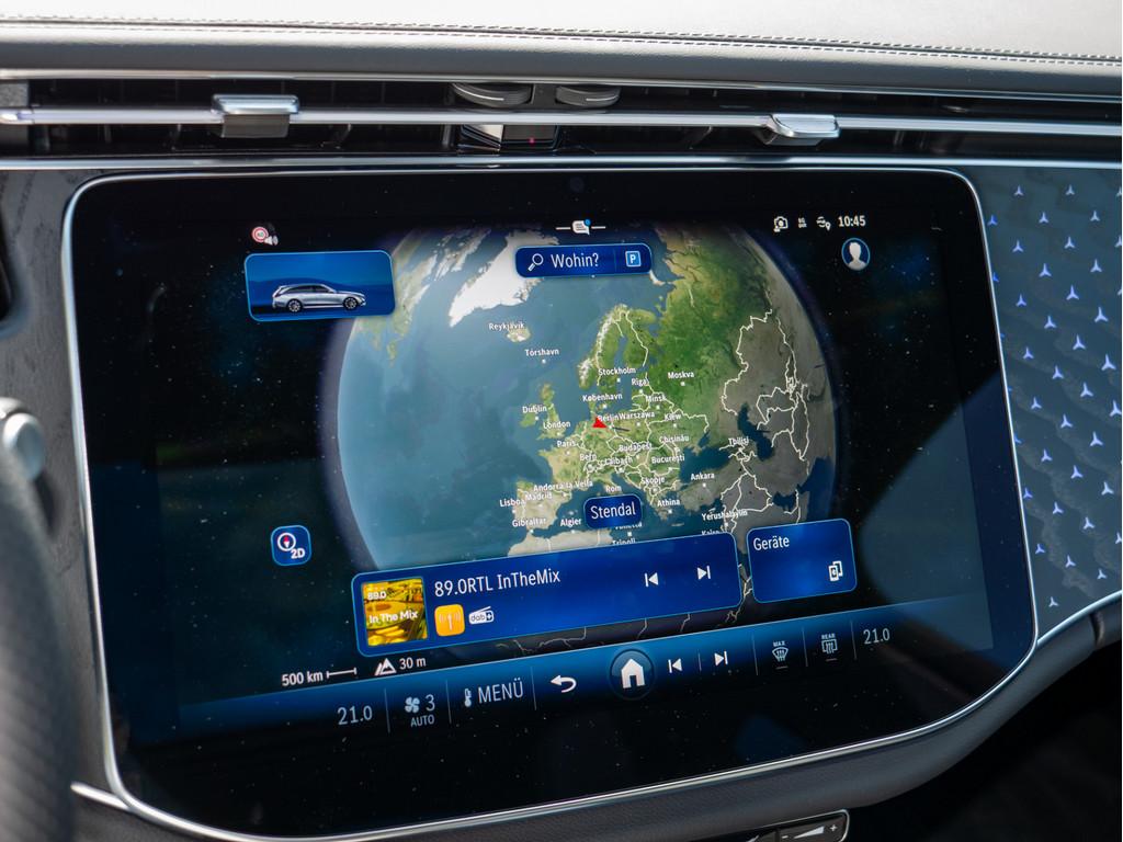 Mercedes-Benz E 220 d T AMG Line Advanced Plus NIGHT AHK PANO