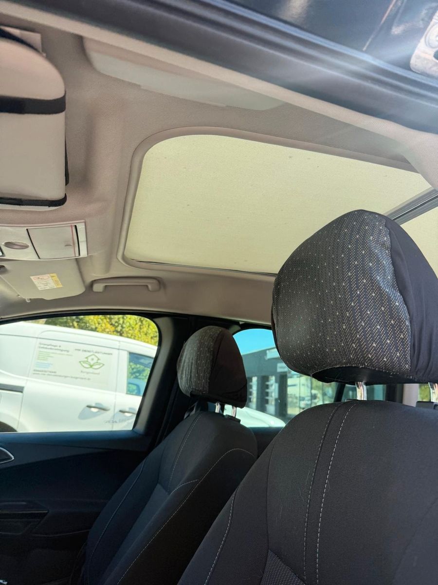 Fahrzeugabbildung Ford B-Max KD Neu Top Zustand Allw.Reifen TÜV Neu