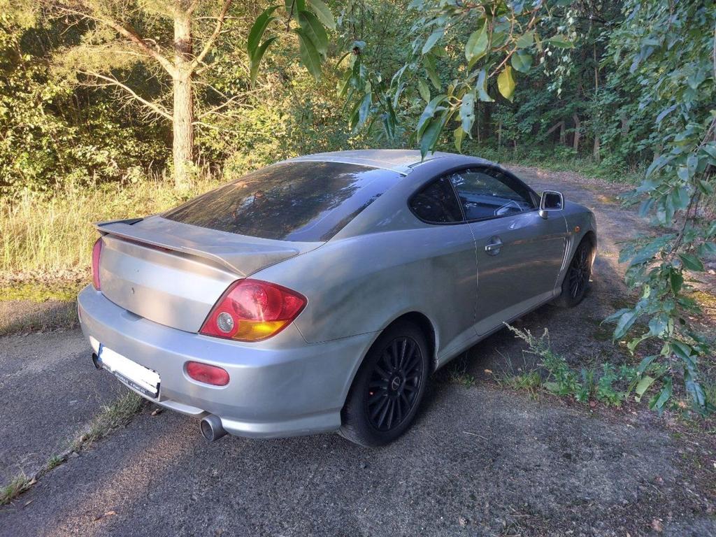 Hyundai Coupe