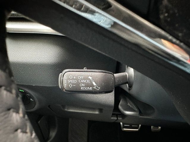 Karoq Tour MATRIX;ALARM;BFS;CARPLAY