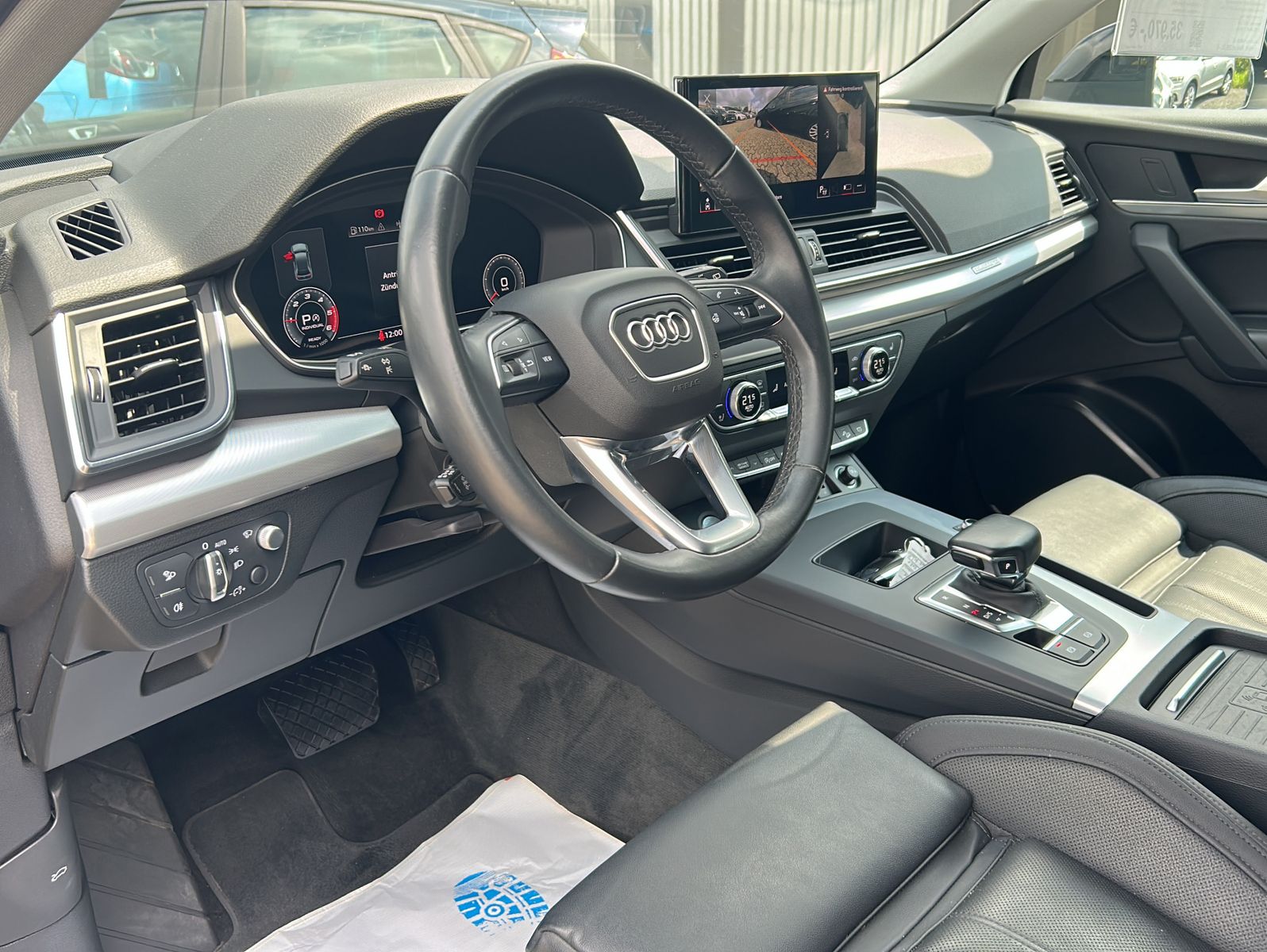 Fahrzeugabbildung Audi Q5 40 TDI quattro advanced