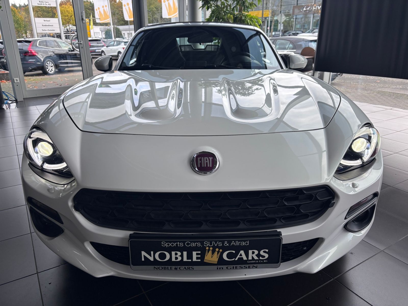 Fahrzeugabbildung Fiat 124 Spider Lusso LED NAVI ALU