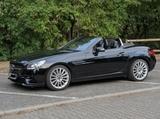 Mercedes-Benz SLC 300 AMG Line, top Ausstattung
