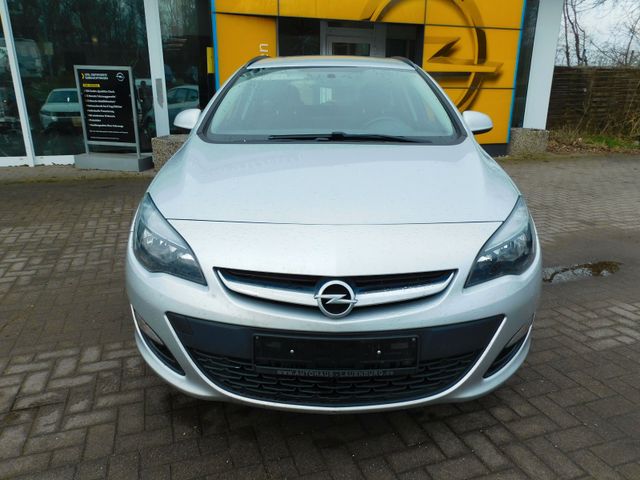Foto: OPEL Astra J Sports Tourer+IM KUNDENAUFTRAG (Fahrzeug-Nummer 451752369)