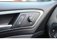 Fahrzeugabbildung Volkswagen Golf VII Comfortl.*DSG*Klimatronic*Kamera!*WiPa!