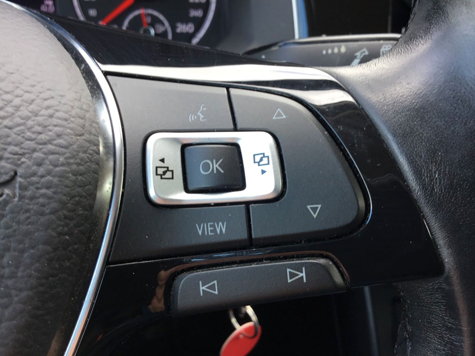 Fahrzeugabbildung Volkswagen Polo 1.0 TSI Highline+App-Connect+Sitzheizung