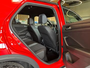 MYAUTOCENTER – Gebraucht- und Jahreswagen mit Werkstattservice in Pfaffenhofen Volkswagen T-Roc *R-Line*AHK*2-ZONEN*Navi*Spurhalte*