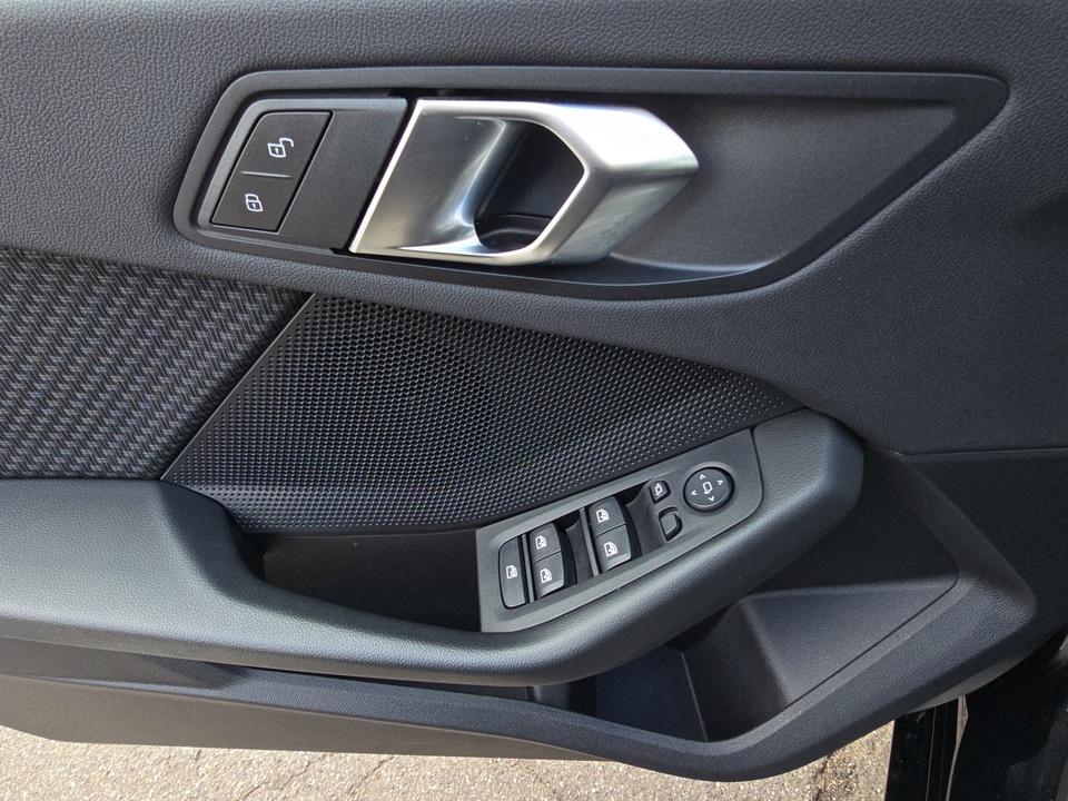BMW 116 d Klimaaut. PDC Außensp.Paket Sitzhzg. Vorn, миниатюра 16
