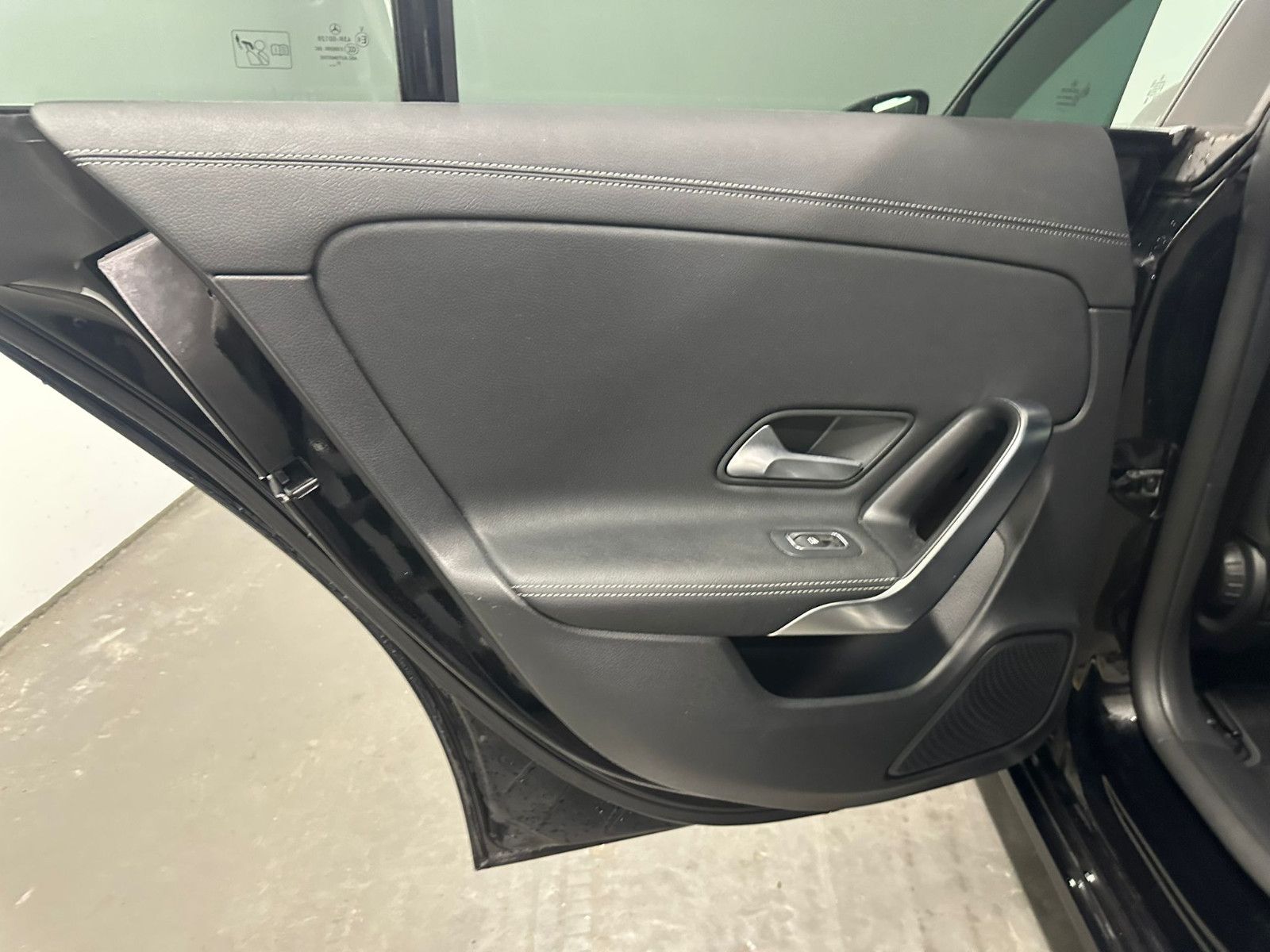 Fahrzeugabbildung Mercedes-Benz CLA 220 d DCT *Progressive*KAMERA*AMBILIGHT