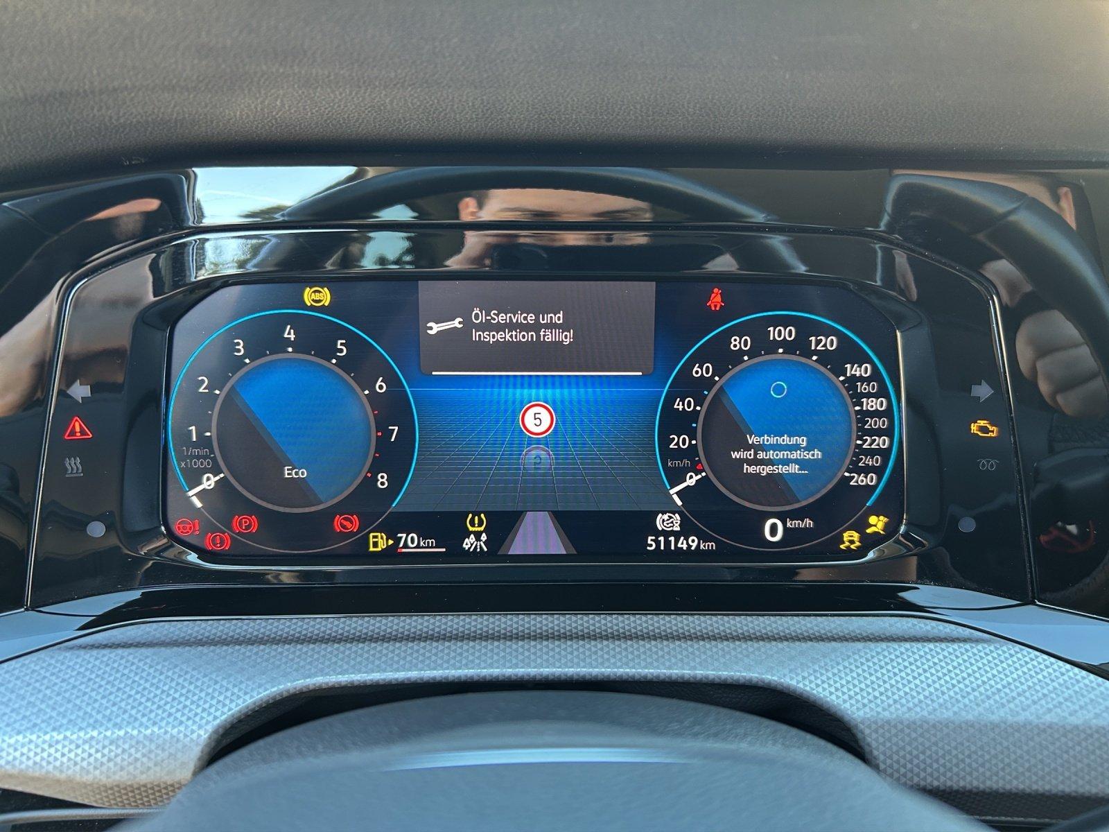 Volkswagen Golf 8 1.5 TSI Active AHK KAMERA LED ACC NAVI, миниатюра 13